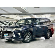 2016  LEXUS LX570 Modellista 8座