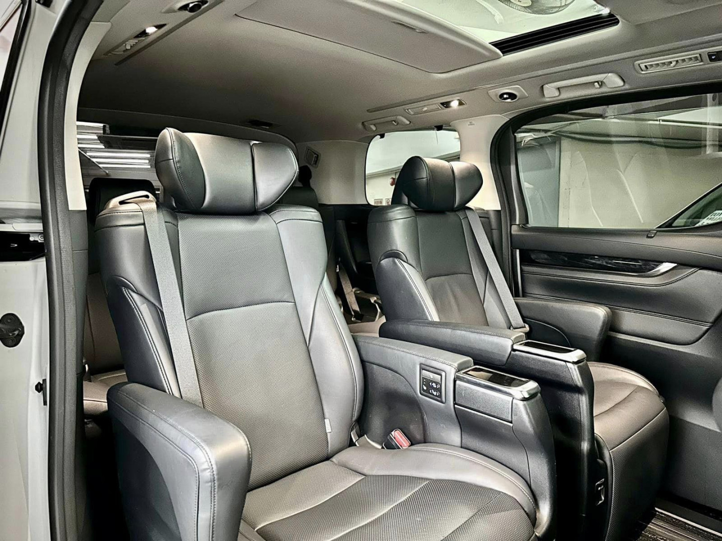 2019 Toyota Alphard 2.5 SC Modellista Facelift 